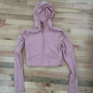 Lululemon cropped hoodie 💕
